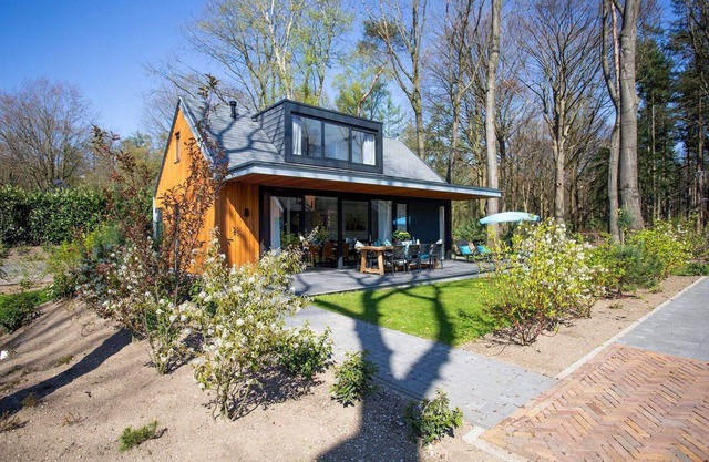 ✓ Recreatievilla at Landgoed de Scheleberg ✓ Villa for 6 persons ✓ Located in Lunteren (Gelderland) ✓ Holiday park on the Veluwe ✓ Book directly through the park