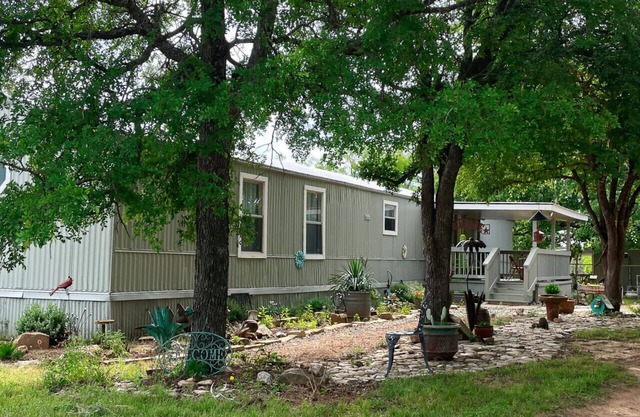 Red Bluff Guest Ranch Redbird Landing
