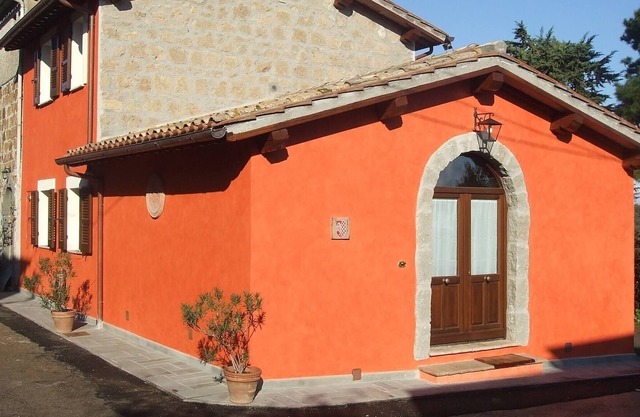 Red House/casa Rossa - Near Civita Di Bagnoregio