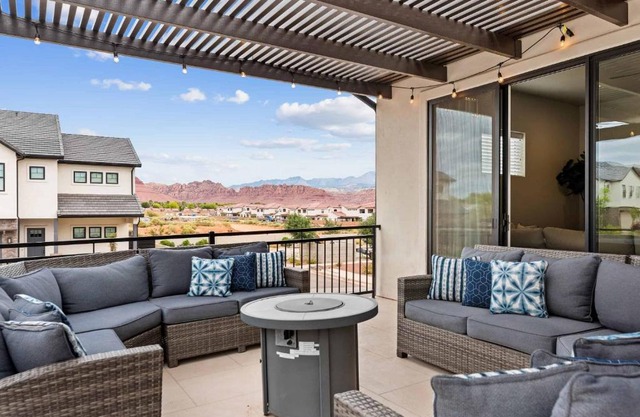 Red Mountain Springs #23 townhouse