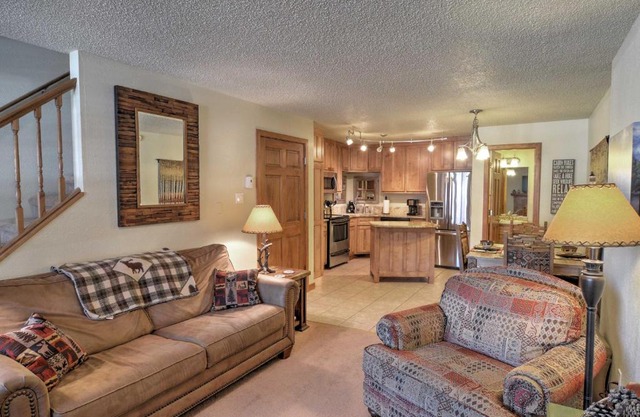 Red River Home with 2 Balconies - 1 Block to Main St