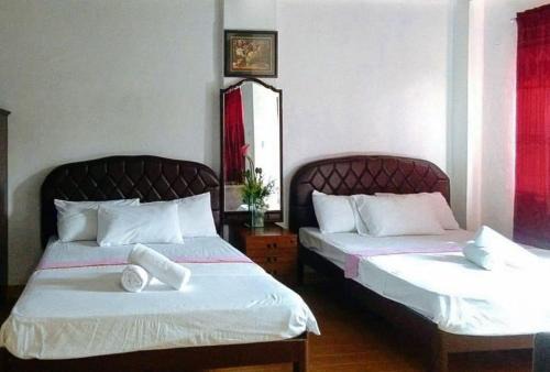 RedDoorz at RHR Tourist Inn Canlaon