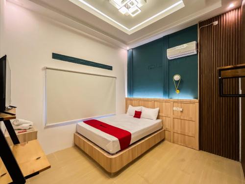 RedDoorz Near Alun Alun Blitar