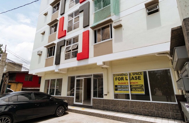 RedDoorz near C5 Kalayaan Avenue Makati