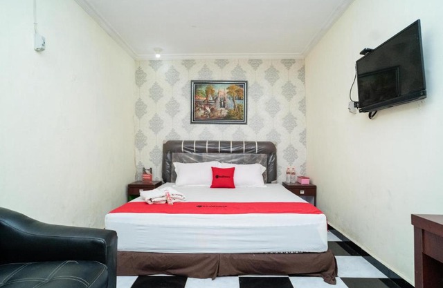 RedDoorz near Uniska Banjarmasin