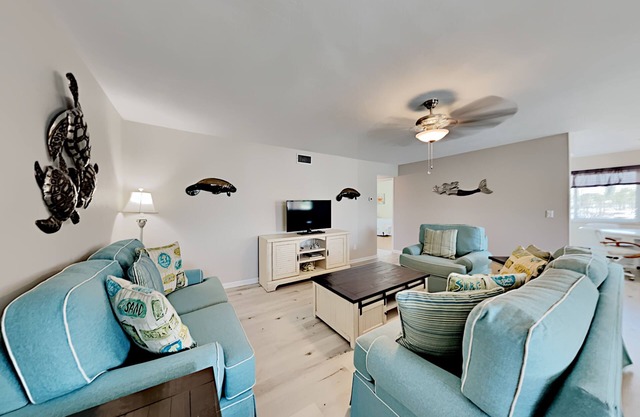 Redington Surf Resort 14 Quaint Beach Front Condo Motel