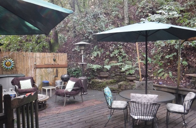 Redwood Mountain Hideaway in Felton near Lake + Santa Cruz