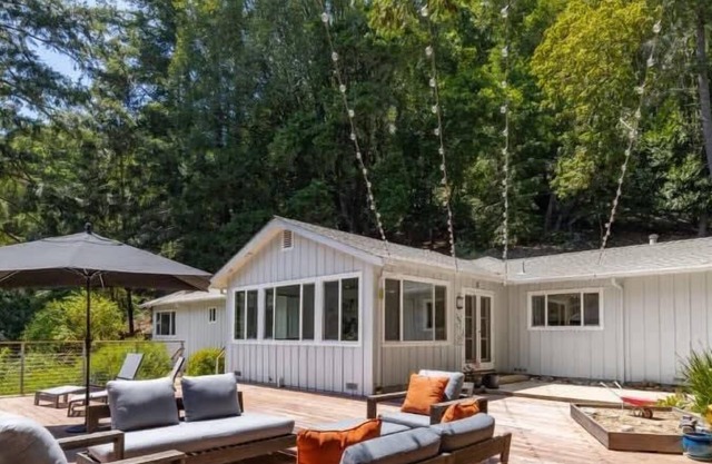 Redwood Retreat - Great for Families