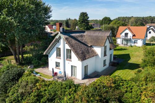 Reetdachhaus im Fischerdorf