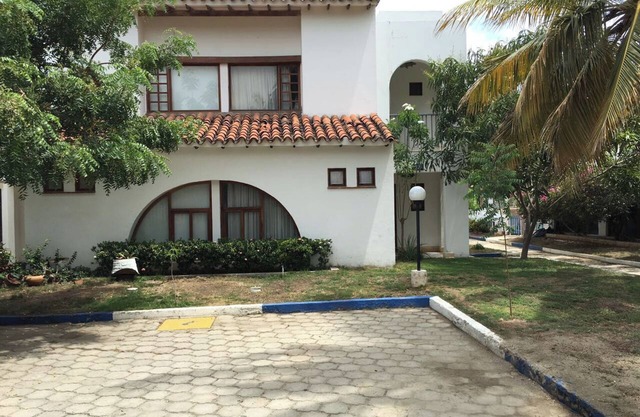 Refugio de playa con acceso privado en Santa Marta. Sector Pozos Colorados 3 hab