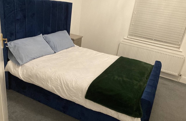 Refurbished Lovely 2 Bed Apartment Boston, uk