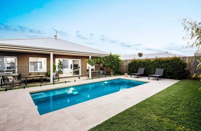 Regal Park Villa with Pool and Alfresco Living