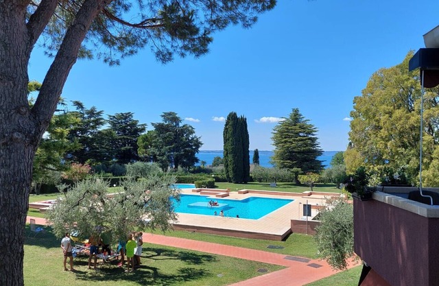 Regarda - Blue View 2 with lake view, 2 bedrooms, pool