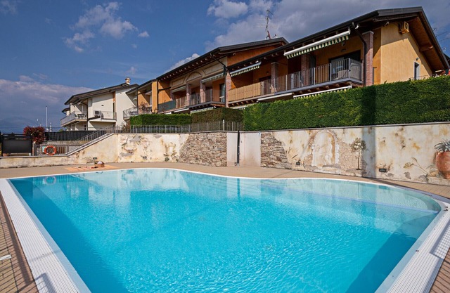 Regarda - "Costa del Sole" with swimming pool and terrace