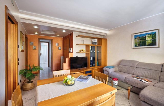 Regarda - La Casa di Fido, 3 bedrooms, 2 bathrooms, fenced garden