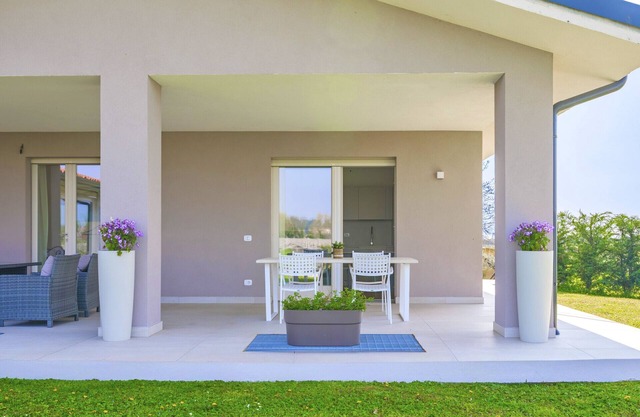 Regarda - Lagobaldo Apartment with pool and garden