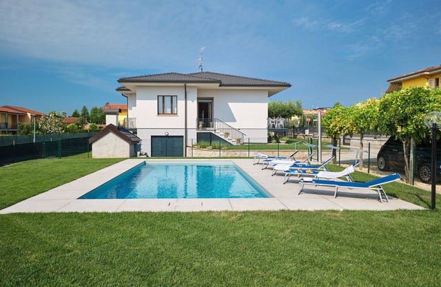 Regarda - "Villa Harmony", private pool and garden