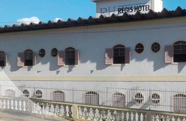 Regis Hotel