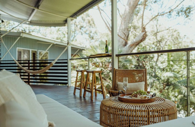 Reinwood Retreat, Reinwood Retreat – Where the Rainforest Meets the Reef