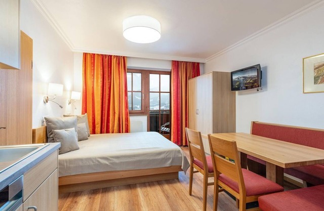 Reisslerhof Apartment 33 - Reisslerhof Apartment by myNests