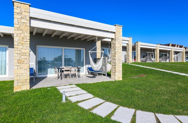 Relais Rosa dei Venti: 2 bedroom Elegance apt, 2 pools, lake view