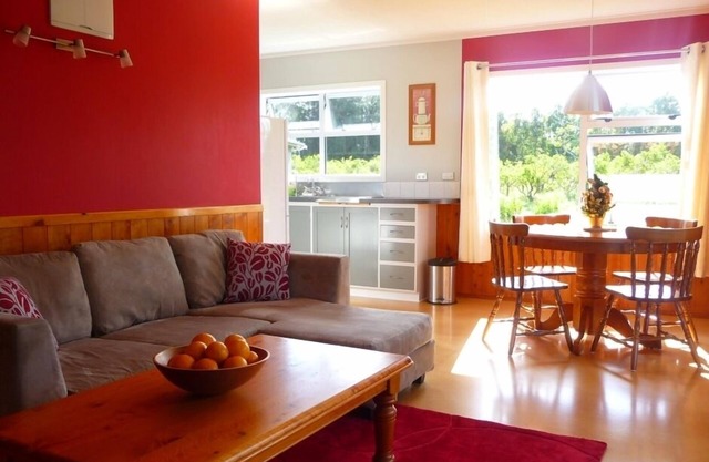 Relax a Lodge MoonShine 2 Bedroom Cottage: farm animals, pool, organic orchard!