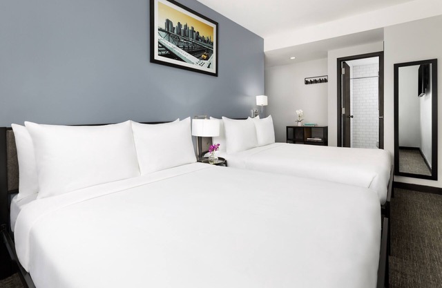 Relax and Recharge! 2 Serene Units, Minutes to Strawberry Fields & Trump Tower