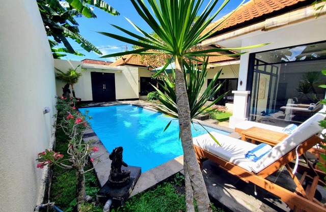 Relax and unwind in exquisite comfort in our enclosed 3-bedroom villa in Canggu