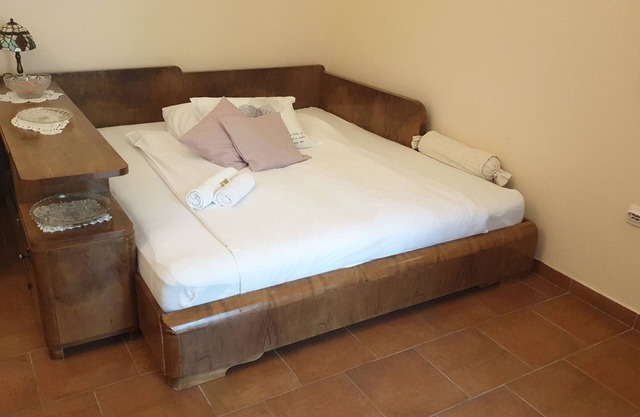 Relax at Kolar Apartment