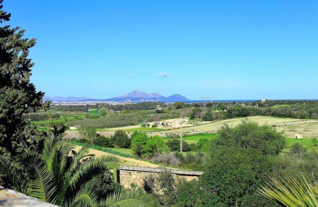 Relax at Mallorca Villa Cas Padri Jordi