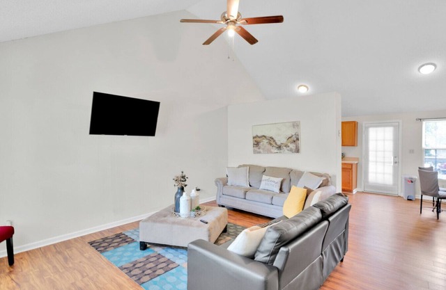 Relax in Style - 3BR Home in Charming Charlotte Neighborhood