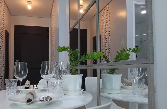 Relax in style with fast WIFI & Netflix