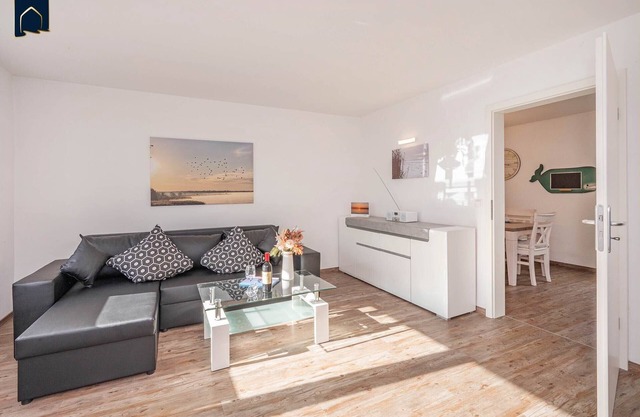 "Relax in the Insel Paradies vacation home: Your dream vacation on the lagoon on Usedom!"