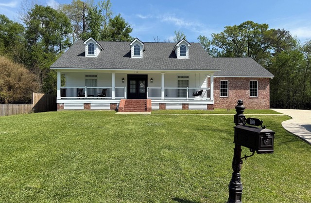 Relax in this spacious quiet home in a family-friendly neighborhood