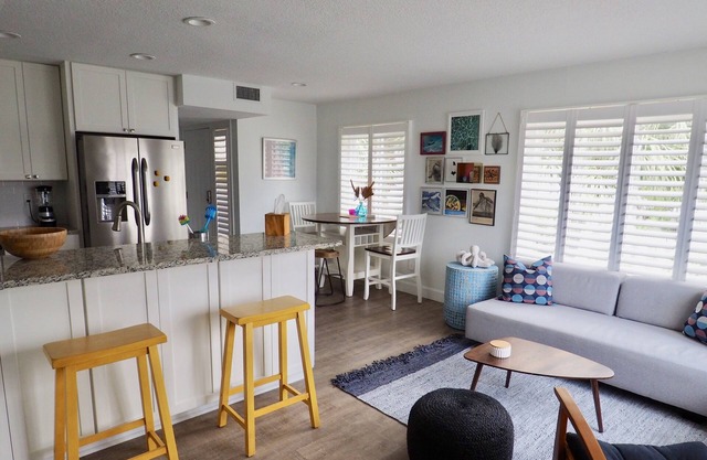 Relax near St. Pete & Clearwater Beaches, stay in our 2-bedroom beach condo