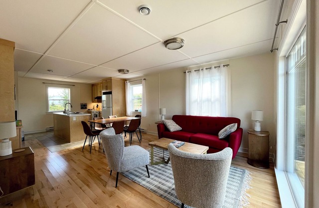 Relax with the whole family at this peaceful oasis