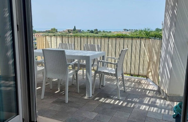Relax with the whole family in this quiet accommodation near the beaches