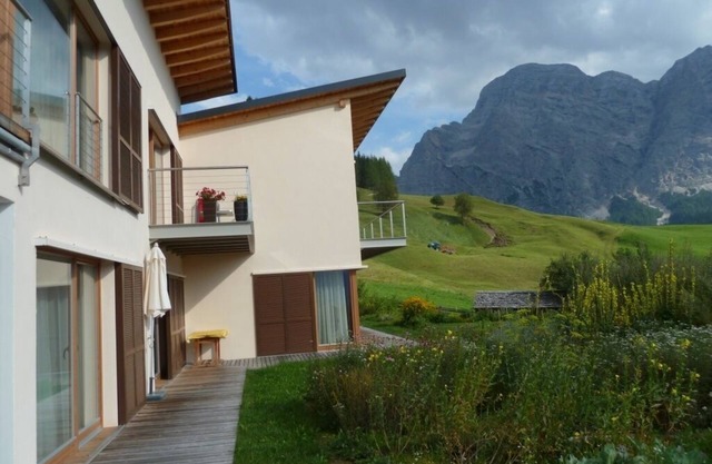 Relaxation and nature experience in the South Tyrolean Dolomites, apartment with garden