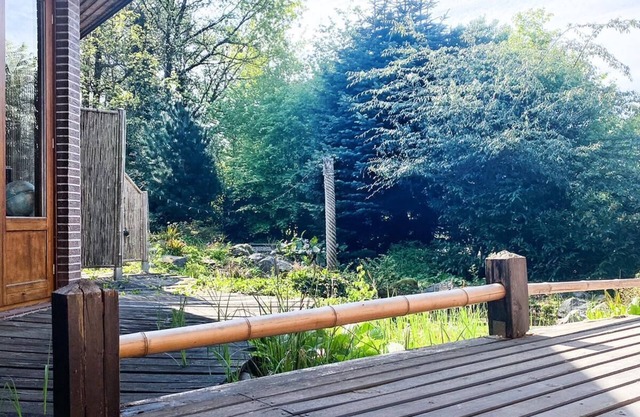 Relaxation, peace & good air in the middle of nature on the Heidschnucken hiking trail.