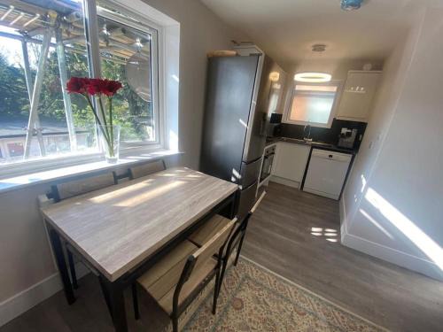 Relaxing 1-Bed Apartment Your Home Away from Home