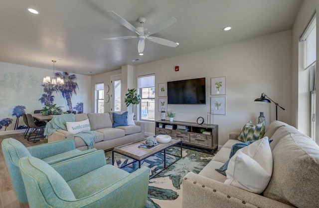 Relaxing| 4 bedroom | lazy river | mini golf | SP