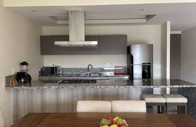 Relaxing Apartment with Private Terrace in Acapulco Diamante - La Isla Residence