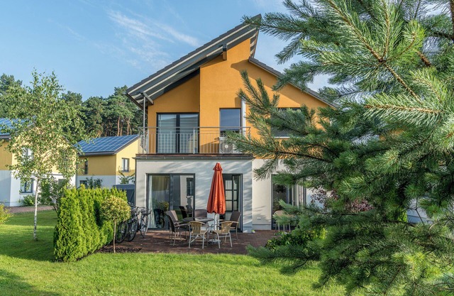 Relaxing family holiday in the idyllic house 15 Zeder in Berlin!