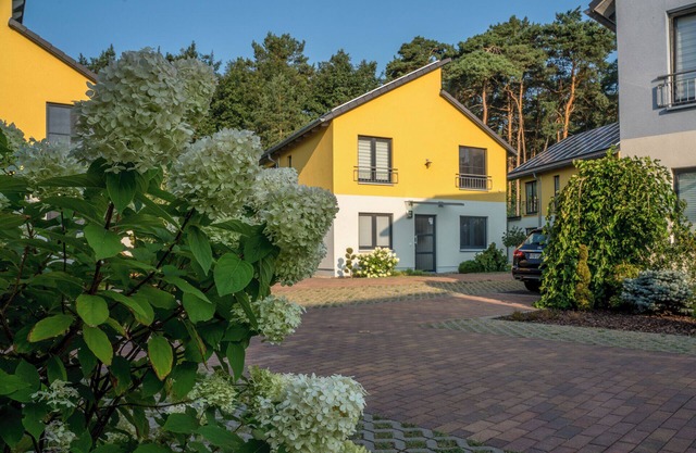 Relaxing family holiday in the idyllic allergy house 18 Schlehe in Berlin!