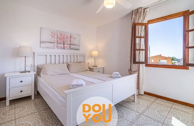 Relaxing Holiday Home - Fairways Club, 🌊 Sea Views & Heated Pool