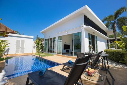 Relaxing Holidays - 2BR Private Pool Villa Greens 8, Rawai