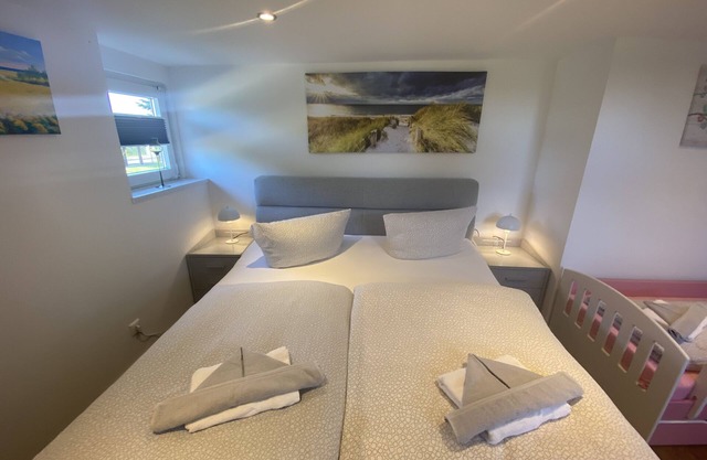 "Relaxing Landliebe Apartment with Spacious Garden Near the Beach!"