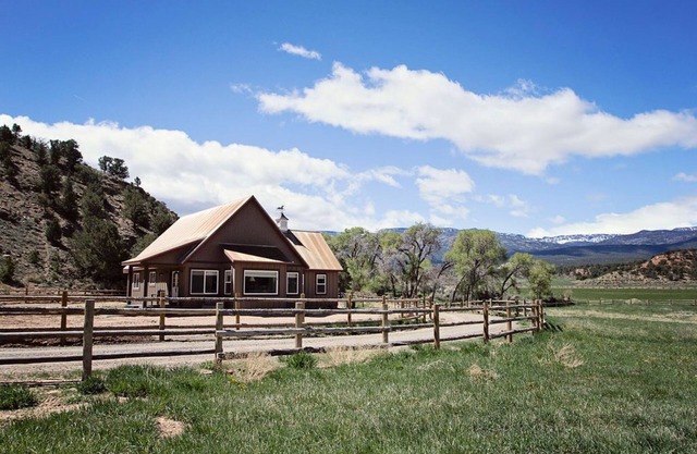 Relaxing Ranch Stay at Capitol Reef National Park