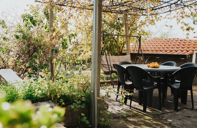 Remarkable 4-Bed Apartment in Joppolo