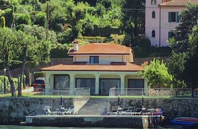 Remarkable 4-Bed Villa in Bellano